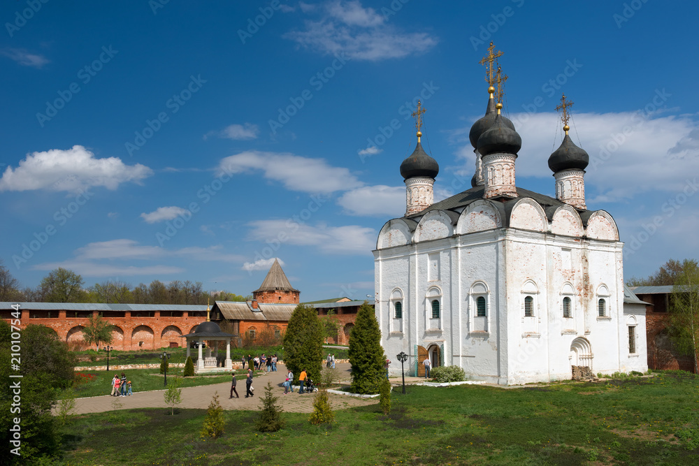 View of the St. Nicholas Cathedral. Zaraysk, Moscow region. Zaraysk Kremlin