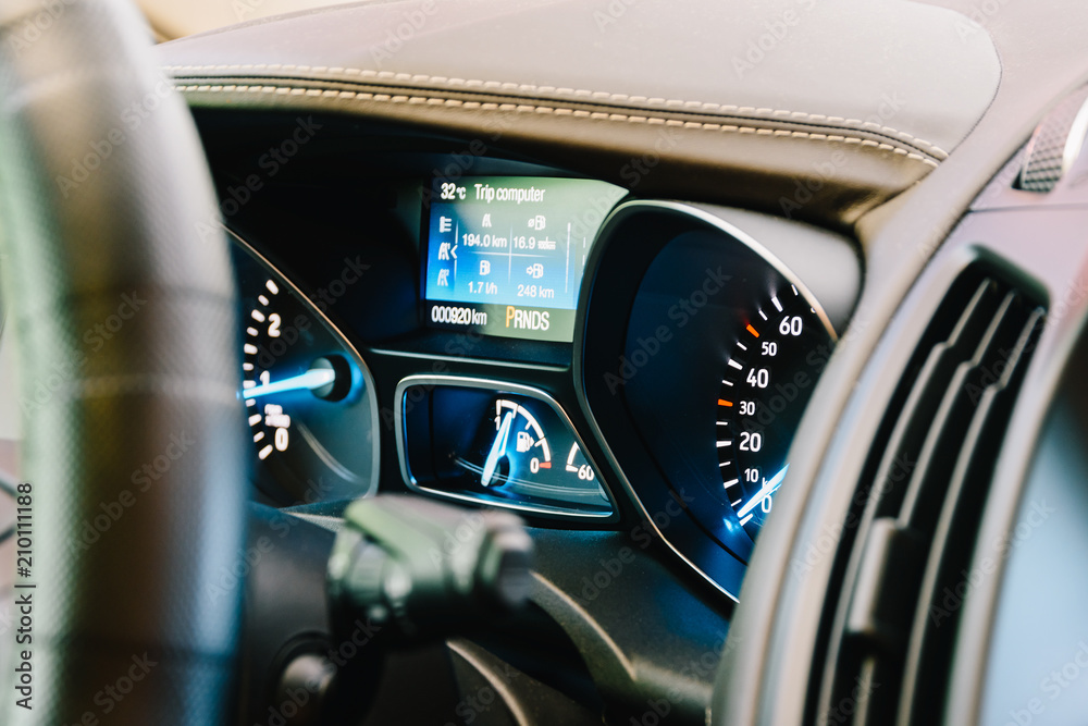 Obraz premium Modern Car Interior With Dashboard View