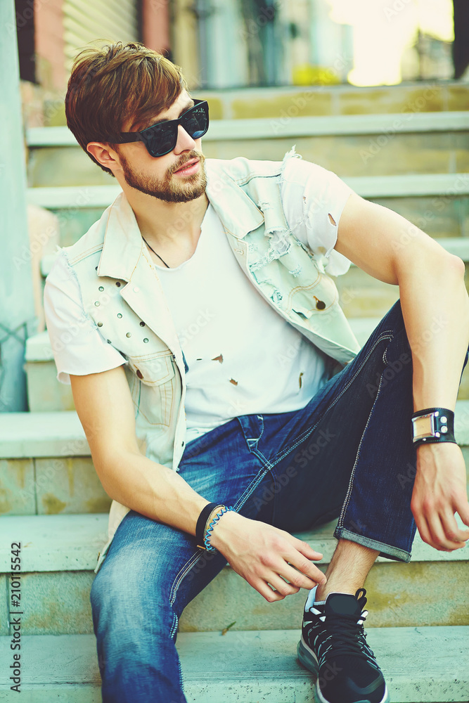 Hipster summer shop outfits for guys