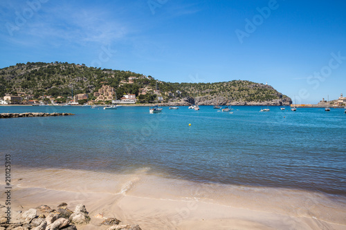 Fototapeta Naklejka Na Ścianę i Meble -  A view in Port Soller in Majorca