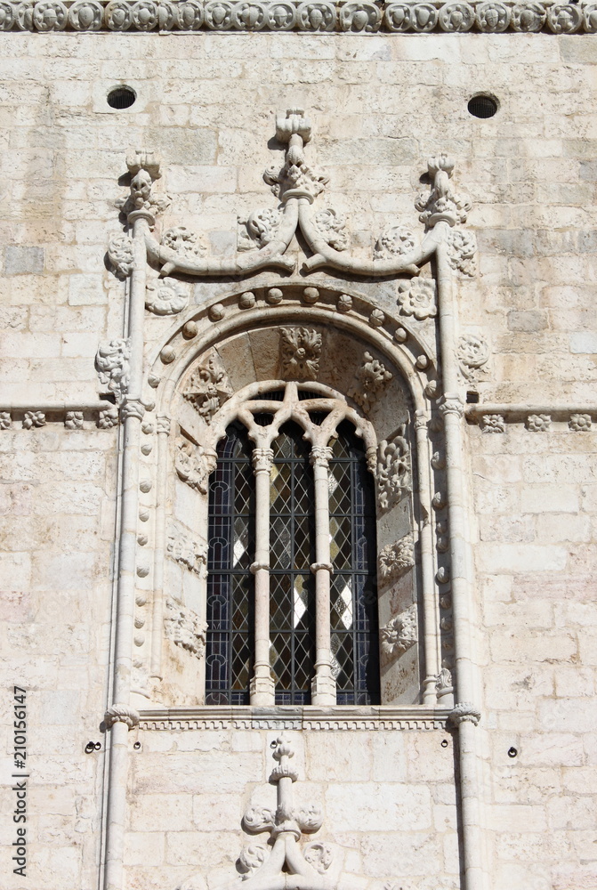 Fototapeta premium Window in the Jeronimos Monastery. Lisbon, Portugal