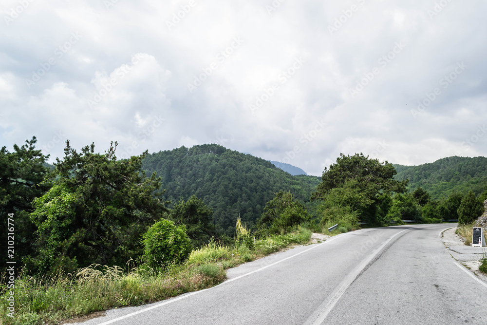 Fototapeta premium Auto-way through Mount Olympus