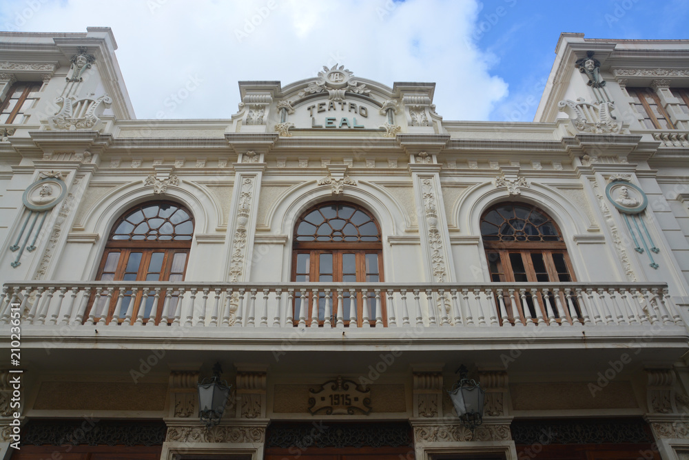 balcón de un edificio histórico en La Laguna, Tenerife, España