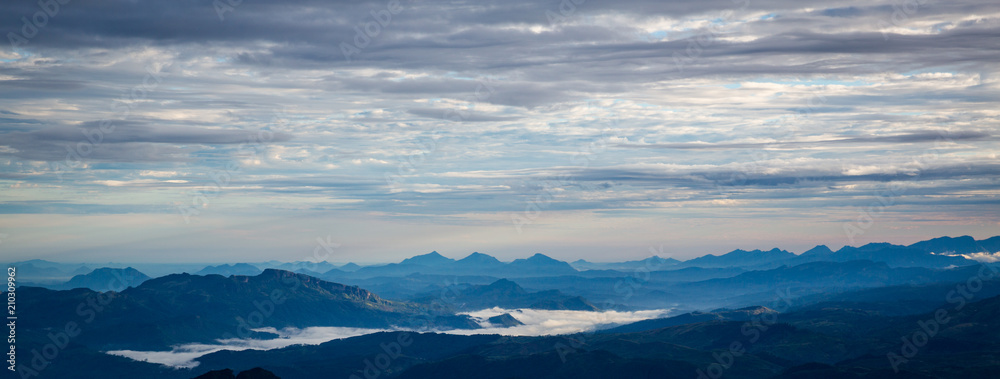 Obraz premium Adam's Peak