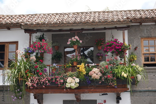 balcone fiorito teror