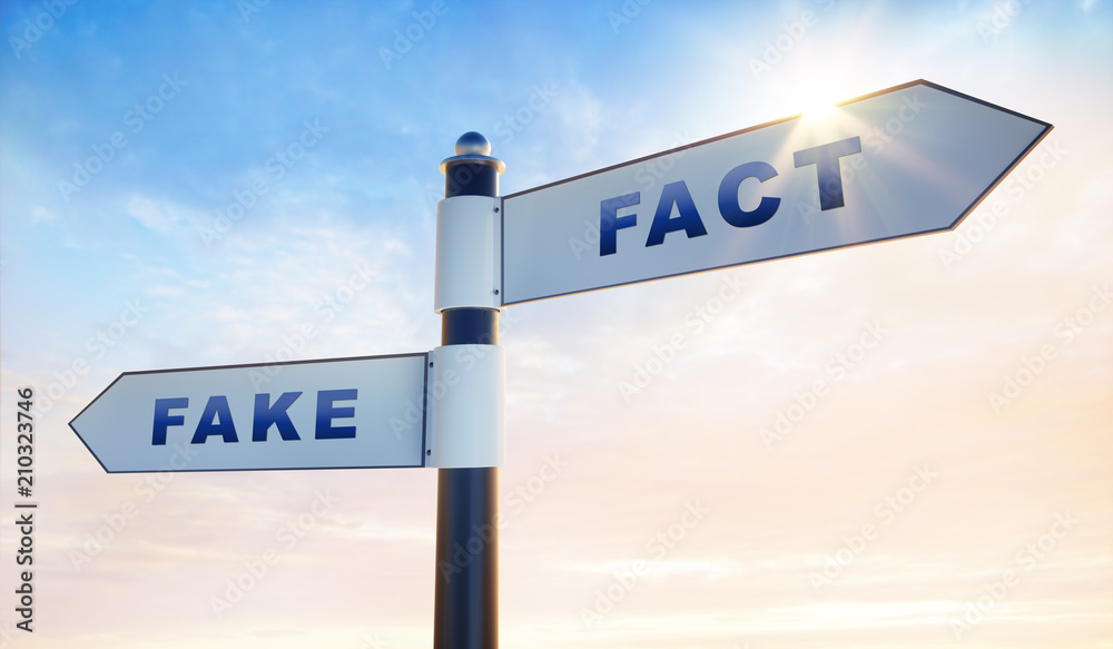Fototapeta premium 2 Wegweiser in Abendsonne - Fake Fact