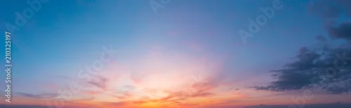 Obraz  z motywem Colorful sunset twilight sky