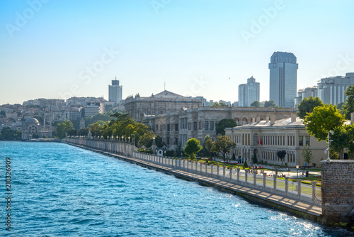 Canvas Print istanbul boğazı tarihi binalar