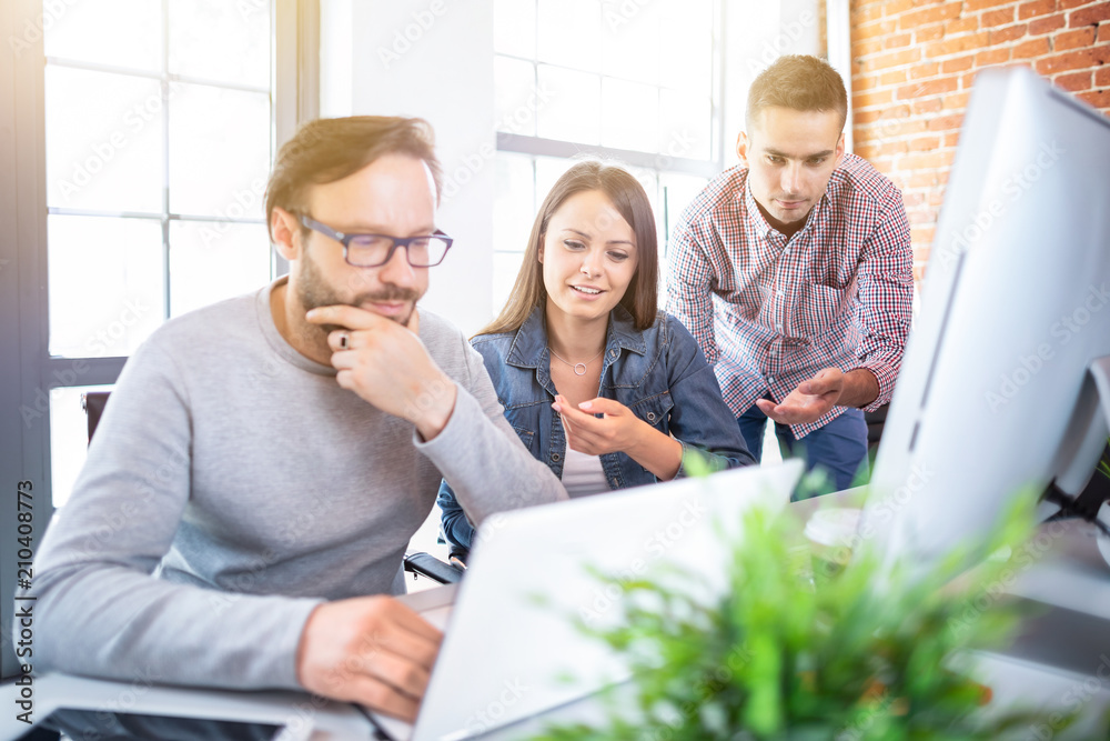 © REDPIXEL - Website design. Developing programming and coding technologies.