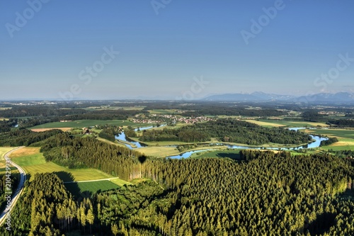 Chiemgau, Chiemsee, Seeon, Seebruck, Truchtlaching, Alz, Fluss, Mäander, Biegung, verlungen, Kurve, Dorf, Kirche, Kirchturm, Land, Abfluss, Au, Wald, Aulandschaft photo