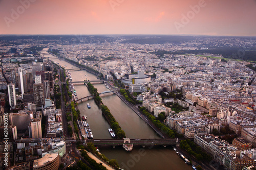 Paris Eyfel kulesinden ak  am manzaras  