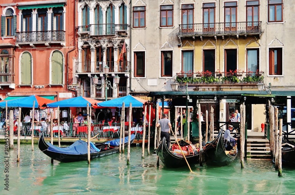 Venedig, Gondeln und Paläste am Canal Grande