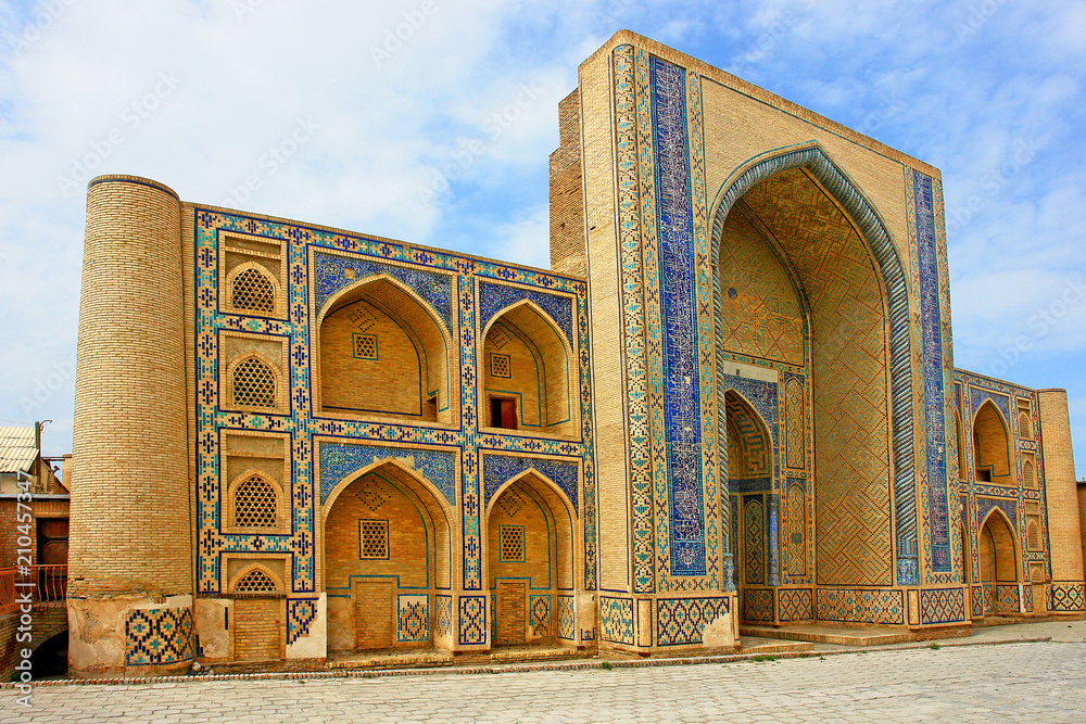 Fototapeta premium Buchara, medresa Uług Beka, Uzbekistan