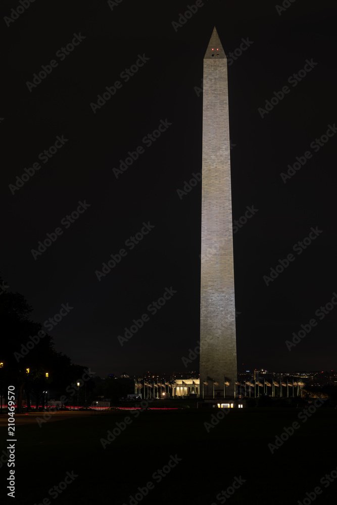 Washington monument at night 