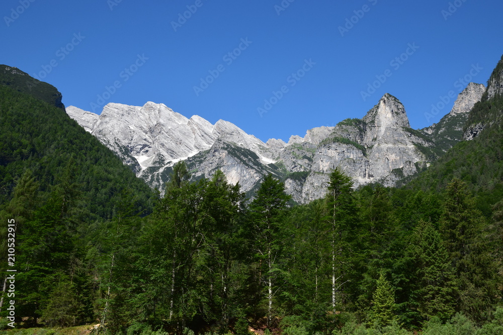 Cimolais - Dolomiti Friulane in val Cimoliana Cimolais - Dolomiti Friulane in val Cimoliana
