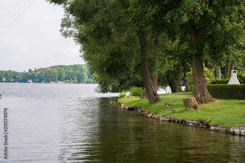 shore line of the glindow lake