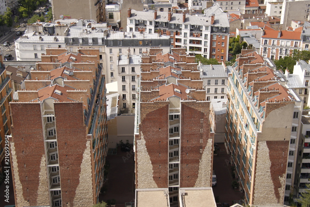 Toit d'immeuble à Paris, vue aérienne
