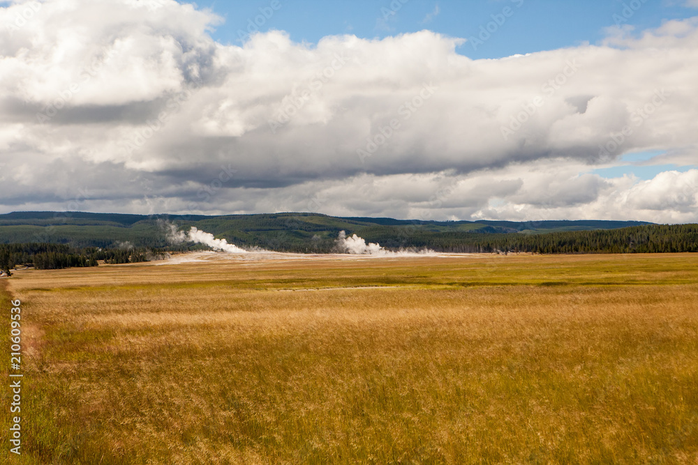 Fototapeta premium West Thumb Geyser Basin in Yellowstone National Park