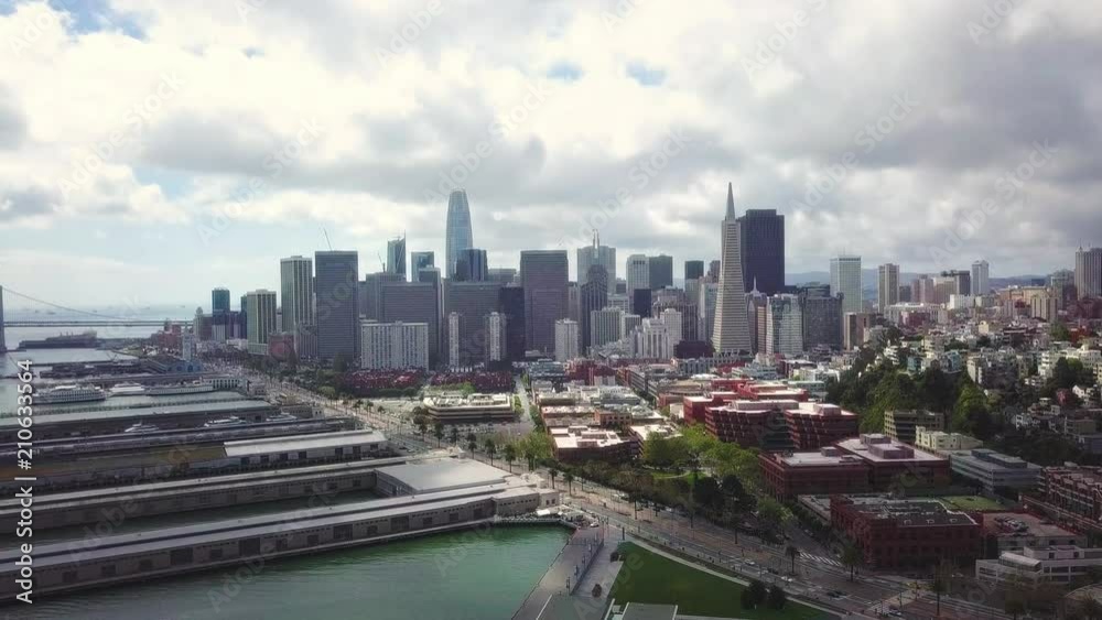 Aerial cityscape flythrough video of San Francisco skyline - Crane Up Shot Aerial cityscape flythrough video of San Francisco skyline - Crane Up Shot
