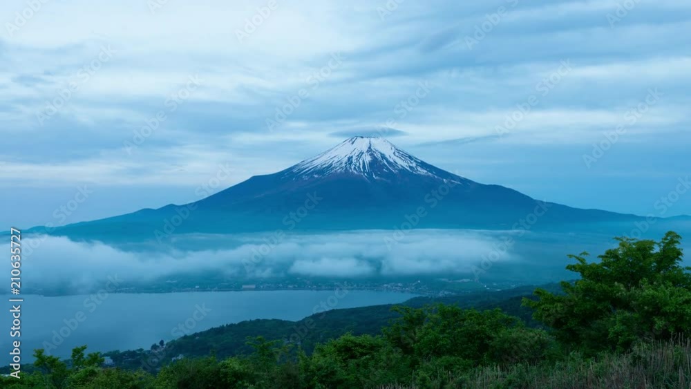 Mt. Fuji over Lake Yamanaka with Lenticular Clouds (zoom in) Mt. Fuji over Lake Yamanaka with Lenticular Clouds (zoom in)