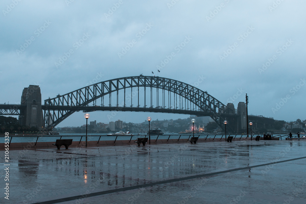 Naklejka premium Rainy day view on Sydney Harbour Bridge.