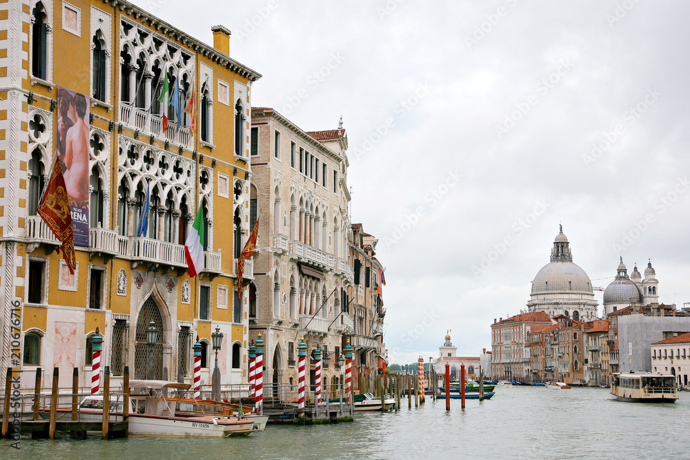 Naklejka premium VENICE, ITALY - MAY 8, 2010: View of the marvelous architecture along the Grand Canal in Venice, Italy