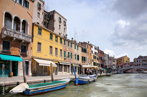 VENICE, ITALY - MAY 8, 2010: View of the marvelous architecture along the Grand Canal in Venice, Italy © Salvatore