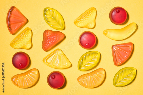 Εκτύπωση καμβά top view of gummy candies