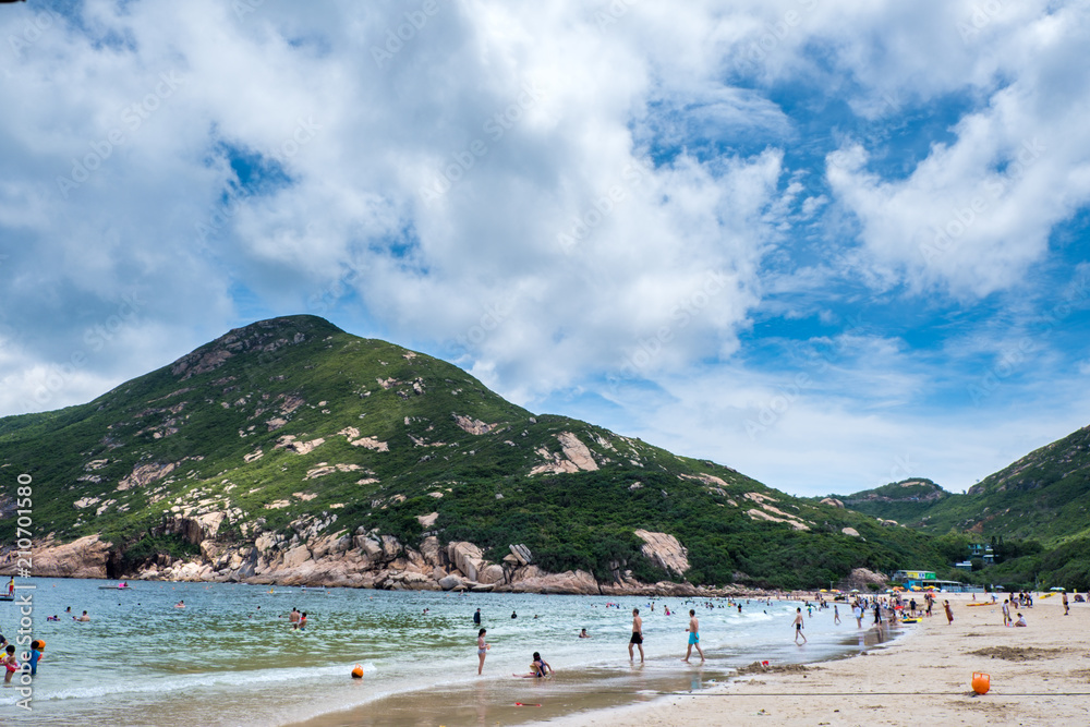 Obraz premium Shek O, Hong Kong - June 25, 2018 : People enjoying sun shine at beach at sunny afternoon