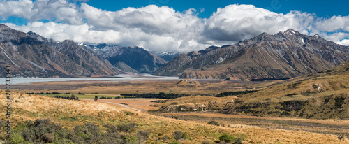 Mount Sunday Panorama, Canterbury - Südinsel von Neuseeland photo