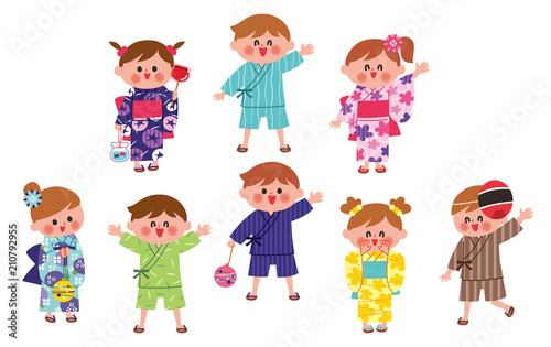 お祭りに行く子供たち