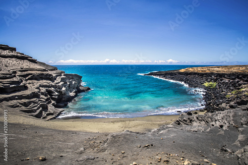 Fototapeta Naklejka Na Ścianę i Meble -  Green sand beach 