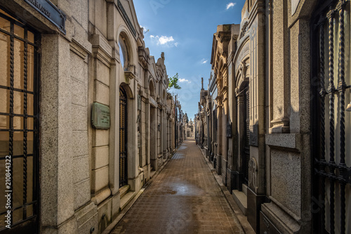 Fototapeta Naklejka Na Ścianę i Meble -  Recoleta Cemetery - Buenos Aires, Argentina