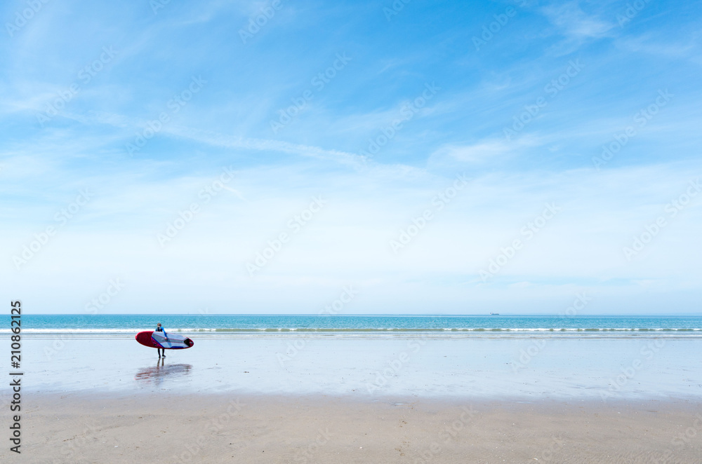 kayak on the beach (rhossili bay, wales)
kayak on the beach (rhossili bay, wales)