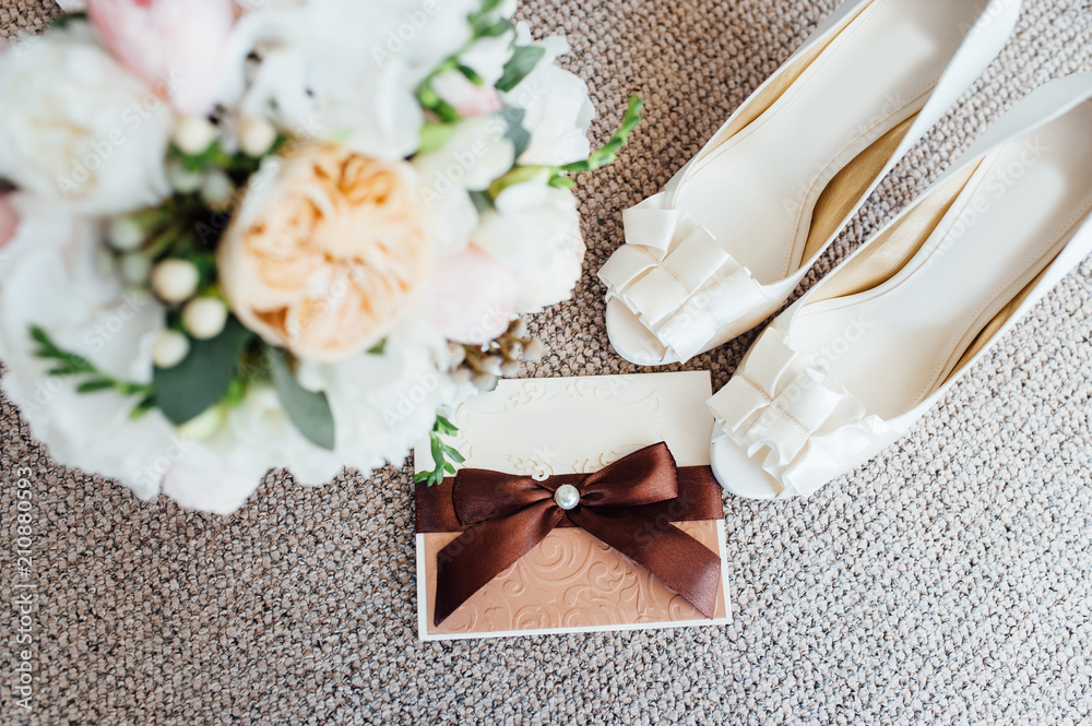 Wedding floristics and details. Wedding invitations.