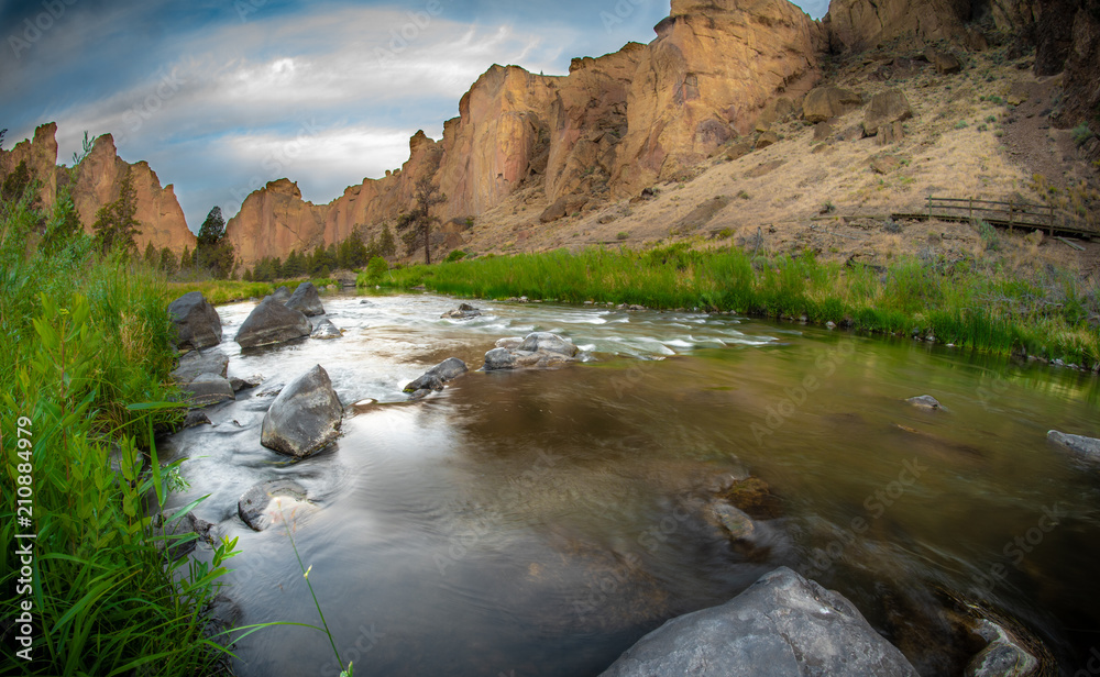 Smith Rock State Park River