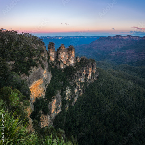 Blue haze at sunrise at Three Sisters - View from Ecco Point in Blue Mountains , Australia © Daniela Photography