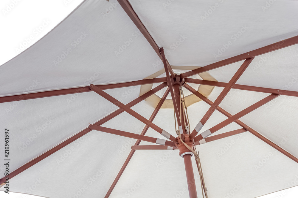 dessous de parasol de jardin, armature bois et toile Stock Photo | Adobe  Stock