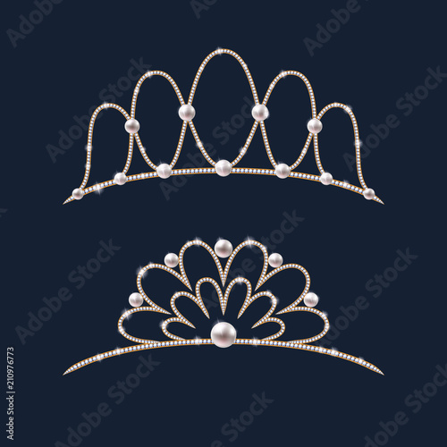 Tiara crowns set. Wedding diadem with diamonds and pearls.