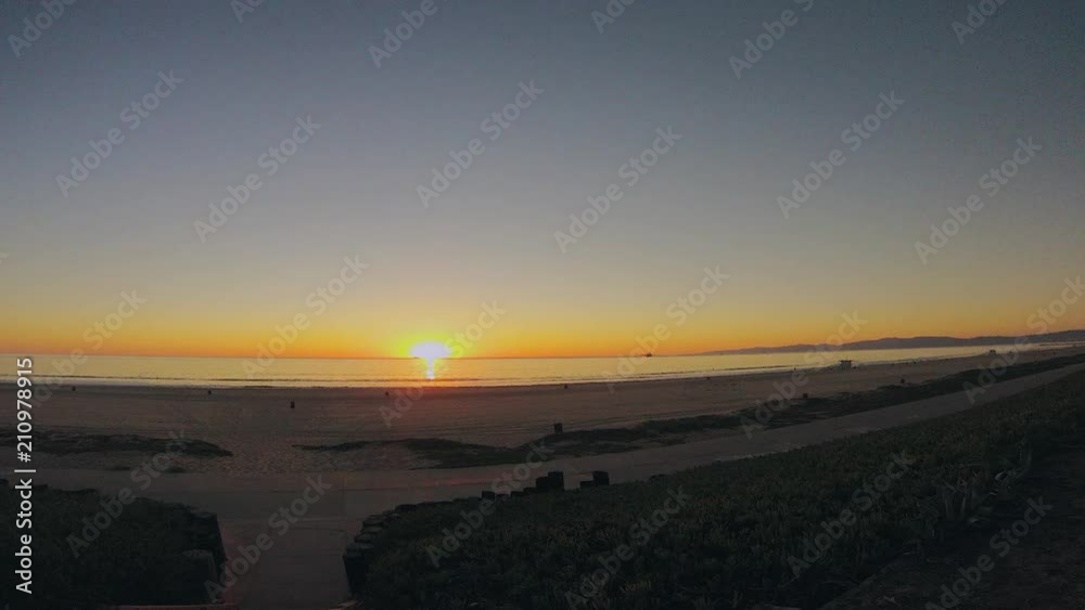 Time Lapse Pan Setting Sun Manhattan Beach Time Lapse Pan Setting Sun Manhattan Beach