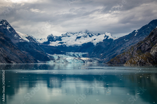 John Hopkins Glacier photo
