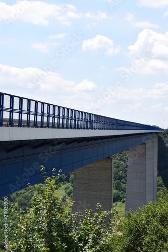 Moseltalbrücke vom Aussichtspunk A61 photo