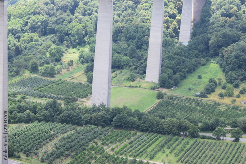 Pfeiler der Moseltalbrücke photo