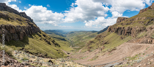 The hairpin bends in the Sani Pass photo