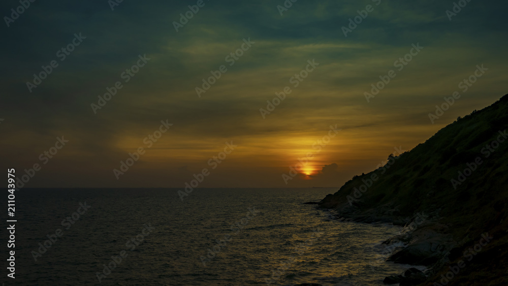 Landscape of sunset at sea The beauty of romantic nature