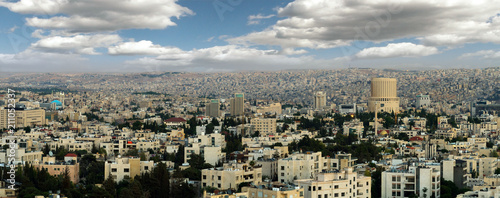 Cuadro en lienzo view of modern buildings in Amman the capital of Jordan