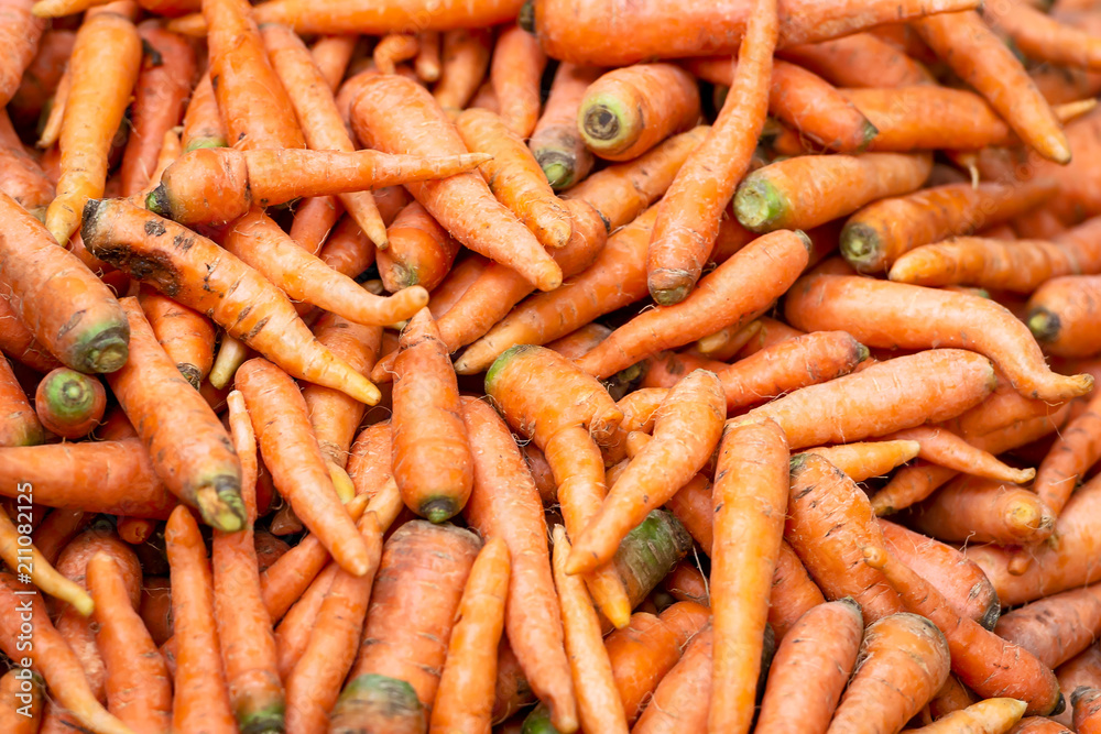 Group carrots are on sale.
