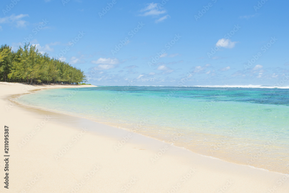 Plage paradisiaque