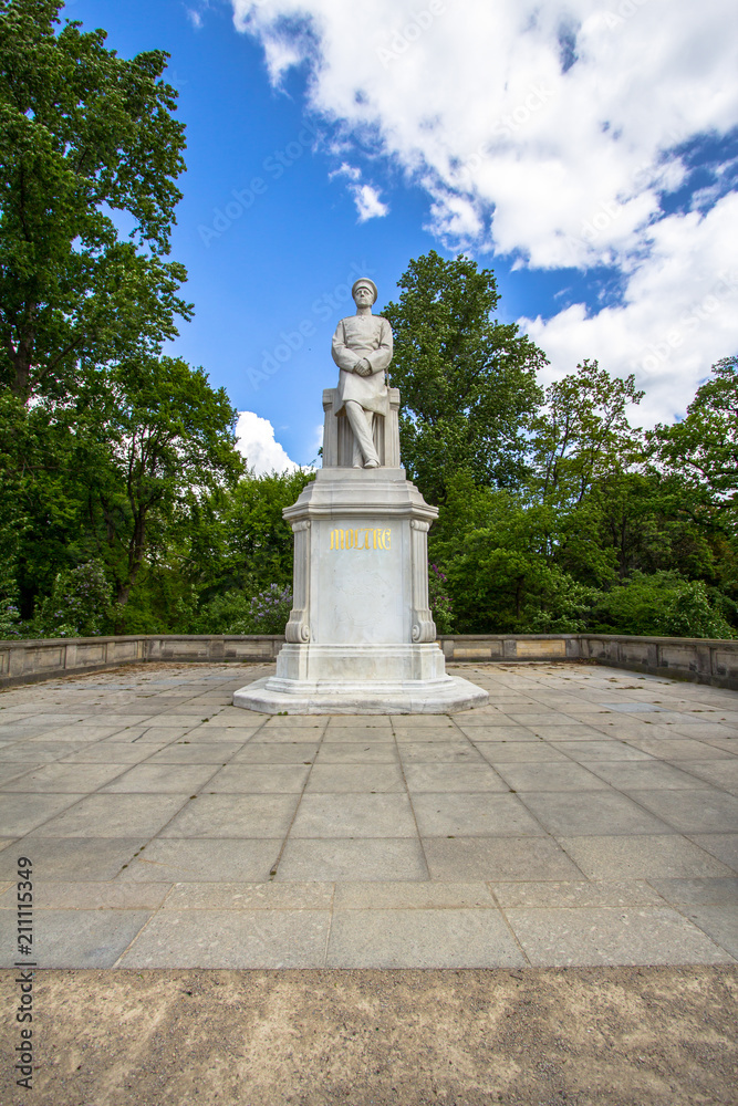 Obraz premium Statue of Helmuth von Moltke in Berlin