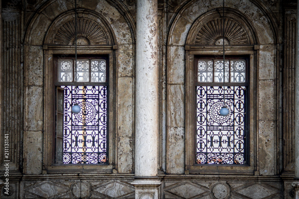 Φωτογραφία Close-up of decorative windows in the courtyard of the Alabaster mosque of Muham
